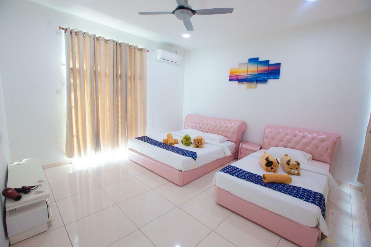 Villa The Only Sea View In Town Kuah Esterno foto