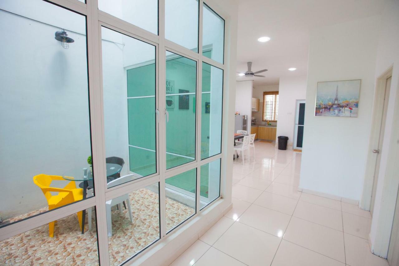 Villa The Only Sea View In Town Kuah Esterno foto